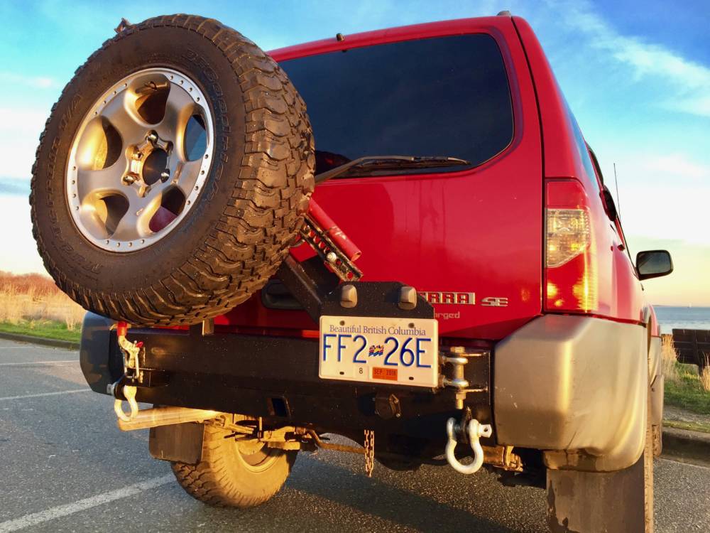 1st Gen Nissan Xterra Rear Bumper Kit 1