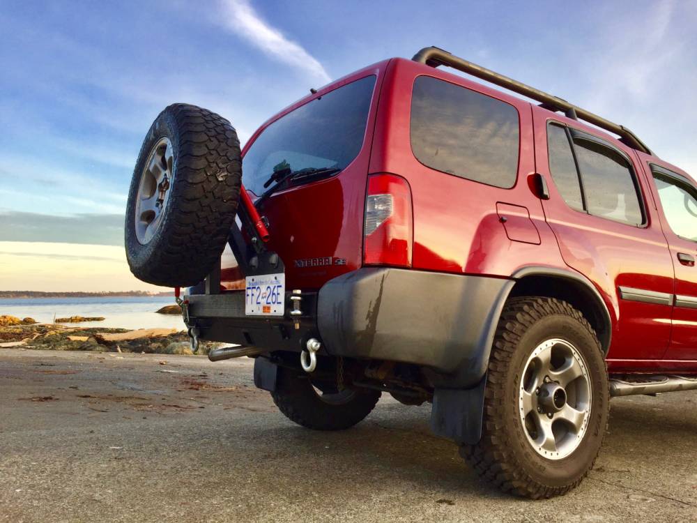 1st Gen Nissan Xterra Rear Bumper Kit 2