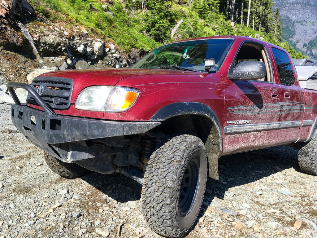 1st Gen Tundra High Clearance Front Bumper Kit 4