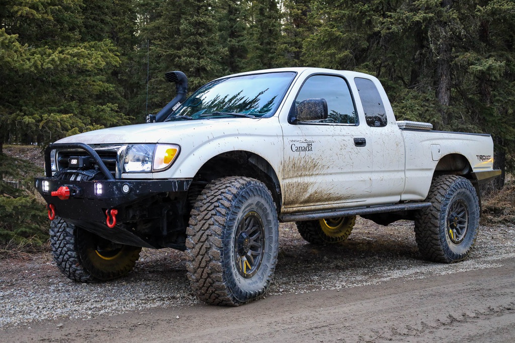 1st Gen Toyota Tacoma High Clearance Front Bumper Kit